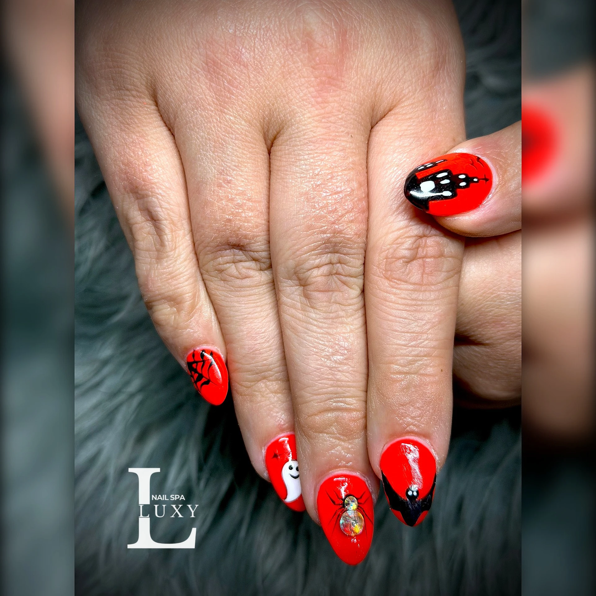 Halloween Nail Art Oct 20 2026